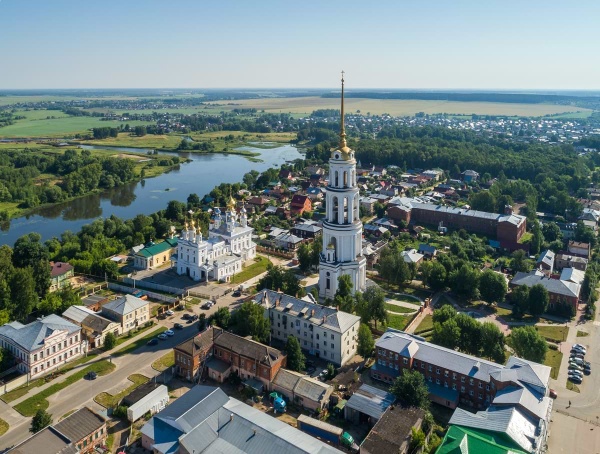 Колокольня Воскресенского собора